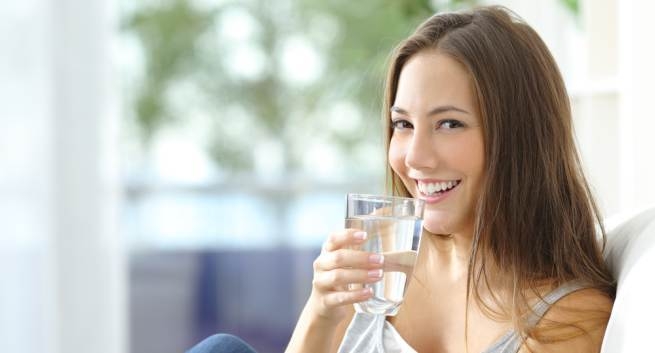 Uống bao nhiêu nước mỗi ngày là đủ ? Phương pháp uống nước khoa học hiện nay